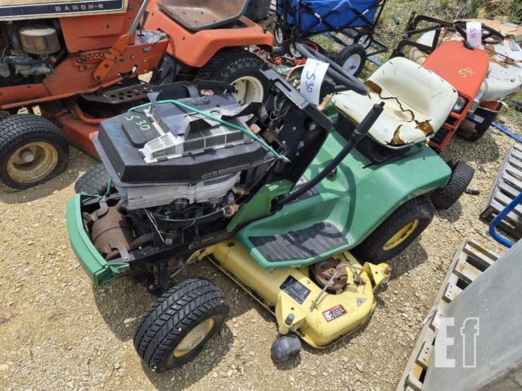 john-deere-530-image-1