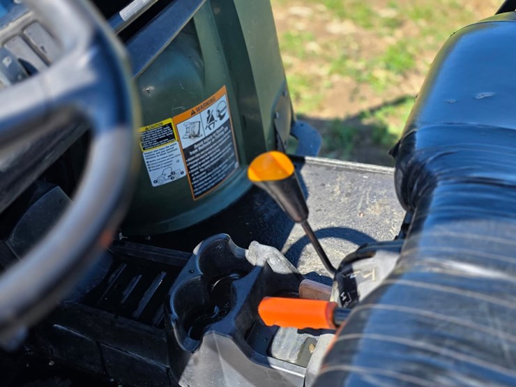 john-deere-gator-image-27