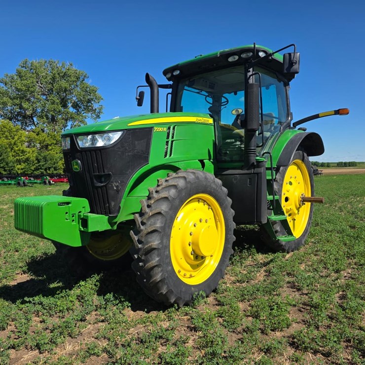 JOHN DEERE 7230R