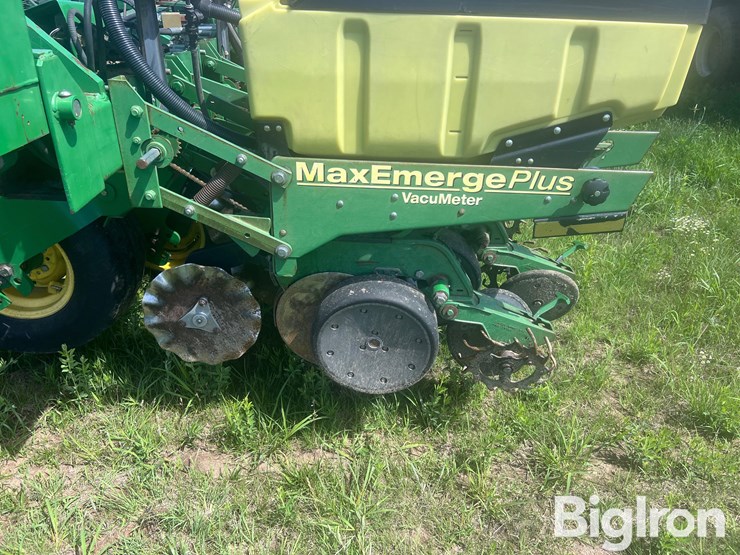 john-deere-1780-image-17