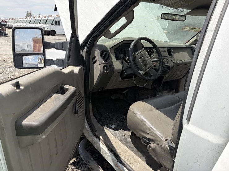 2008-ford-f450-image-18
