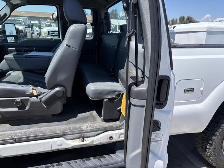 2011-ford-f250-image-12