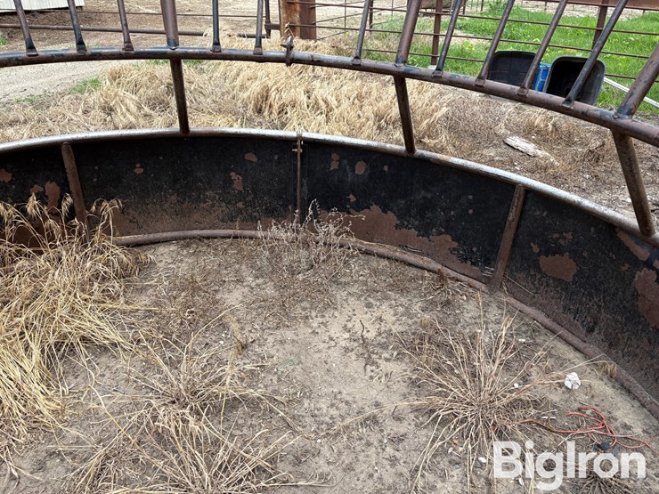round-bale-feeder-image-8