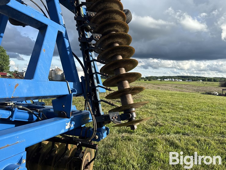 2011-landoll-7431-29-image-20
