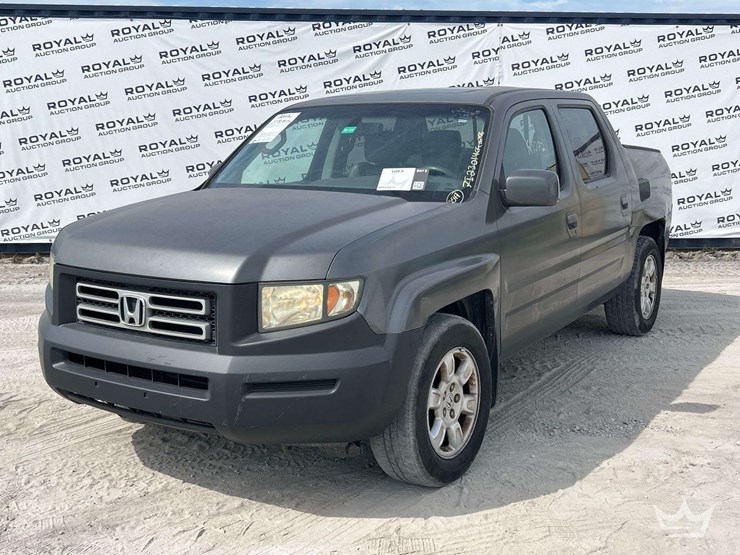 2007-honda-ridgeline-image-1