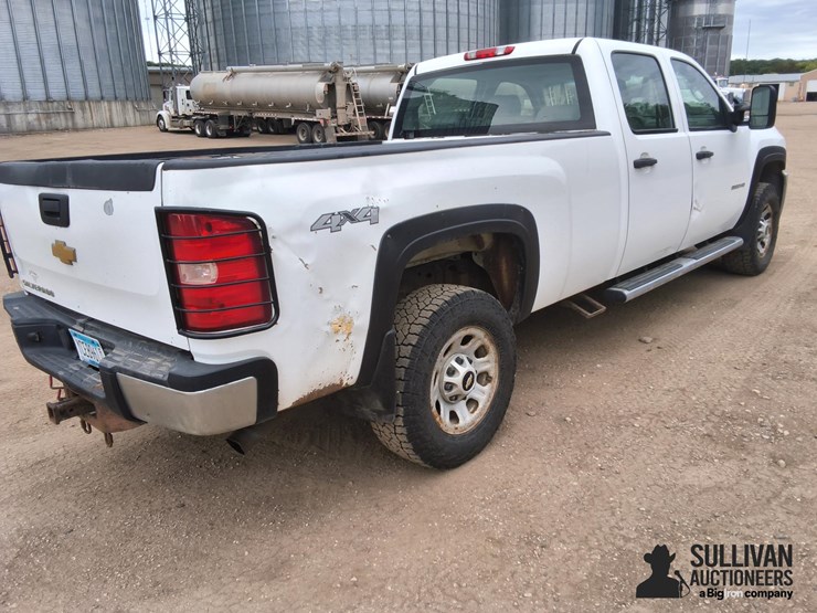 2012-chevrolet-silverado-3500-image-5