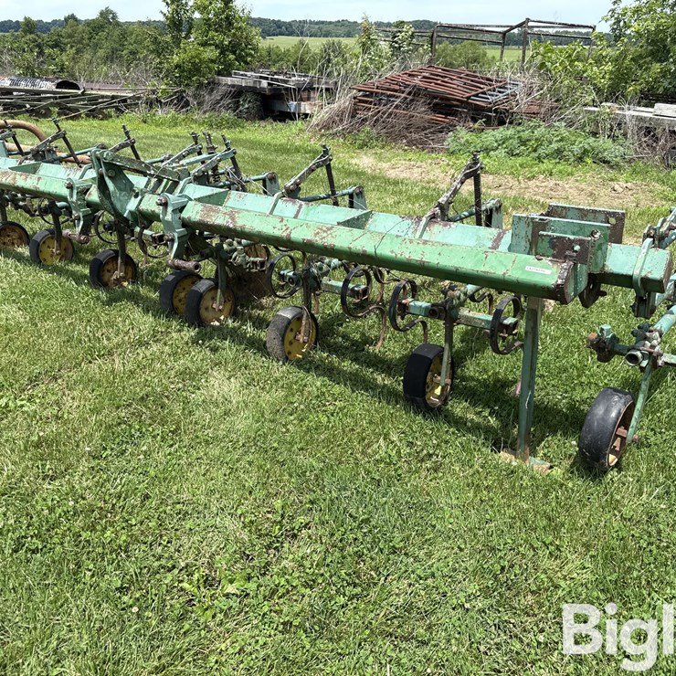 JOHN DEERE 6