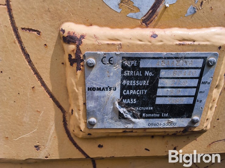 2012-komatsu-d65wx-16-image-15