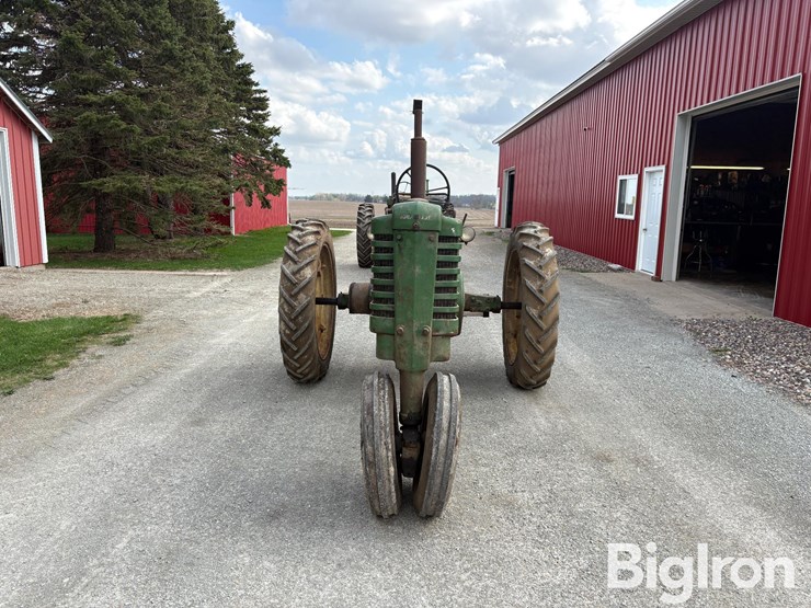 1949-john-deere-b-image-2