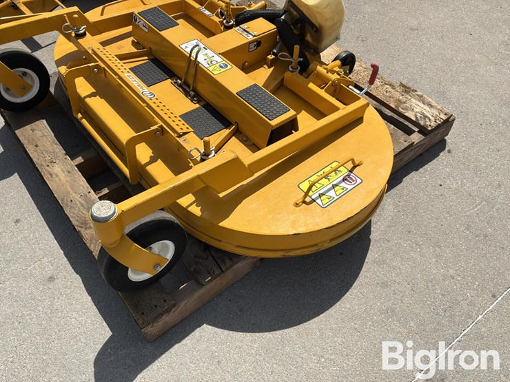 walker-mower-deck-&-snow-blade-image-12