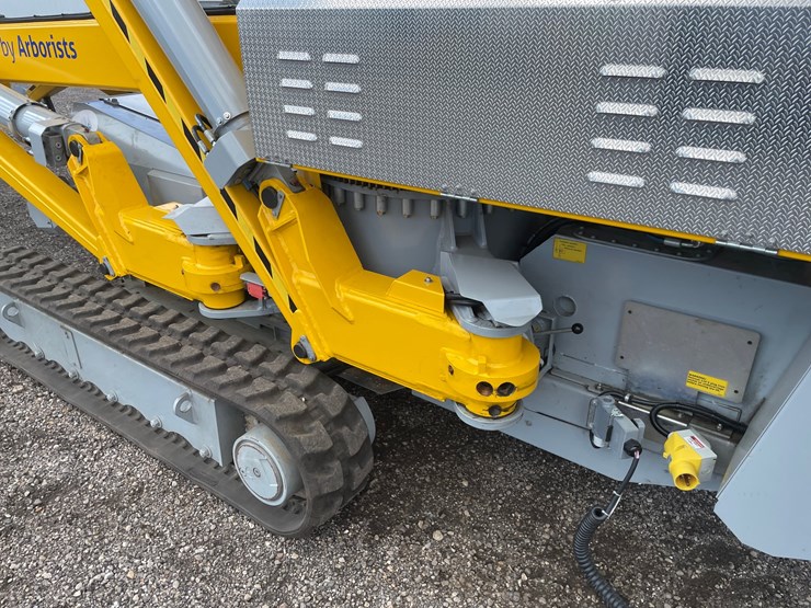 #2898-•-2023-omme-2750-rxbdj-hybrid-tracked-aerial-lift-image-40