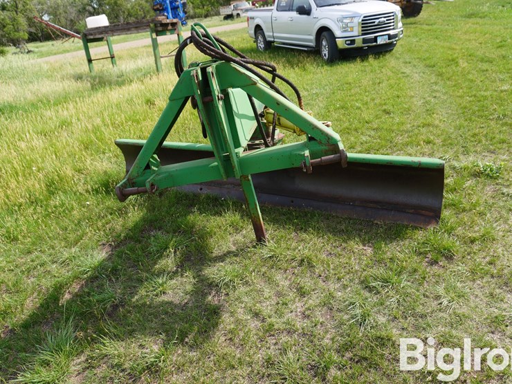 john-deere-155-image-1