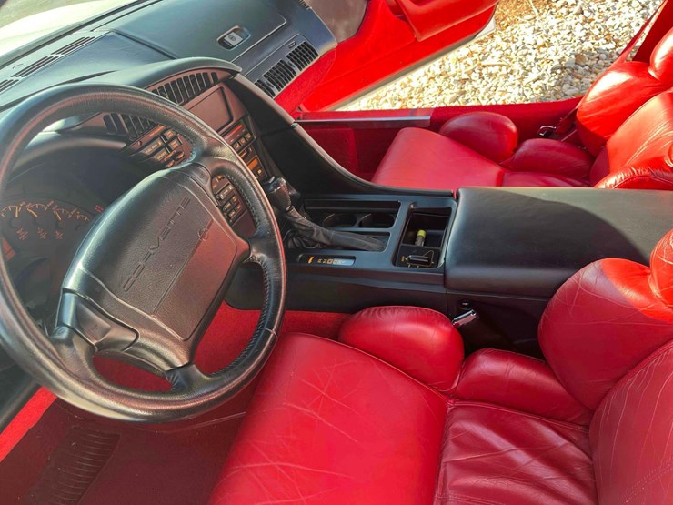 1992-corvette-image-15