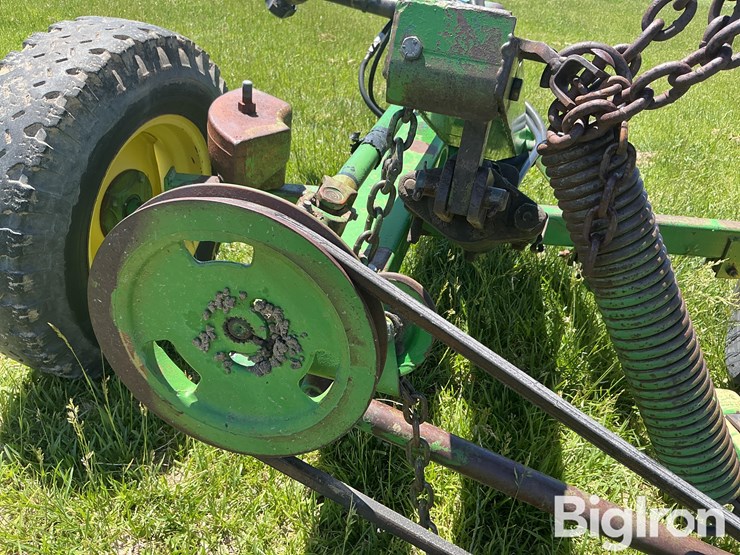 john-deere-450-image-19