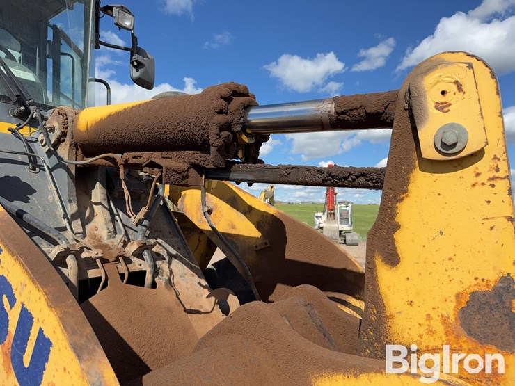 2005-komatsu-wa250-5l-image-10
