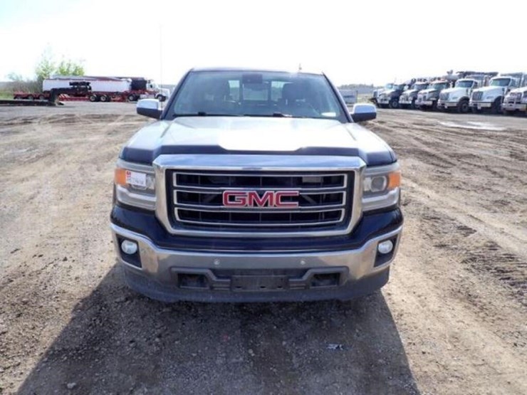 2014-gmc-sierra-slt-crew-cab-4x4-pickup-truck-3gtu-image-2