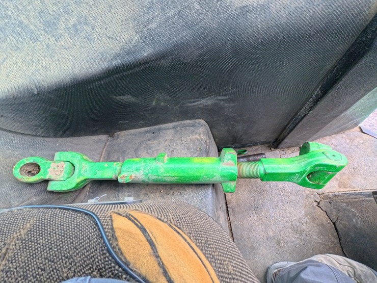 john-deere-4630-image-33