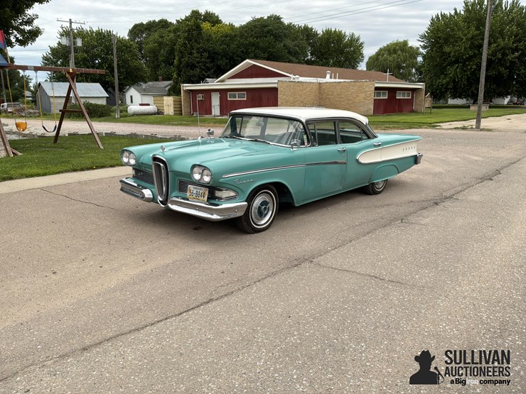 1958-edsel-pacer-4-door-sedan-image-1