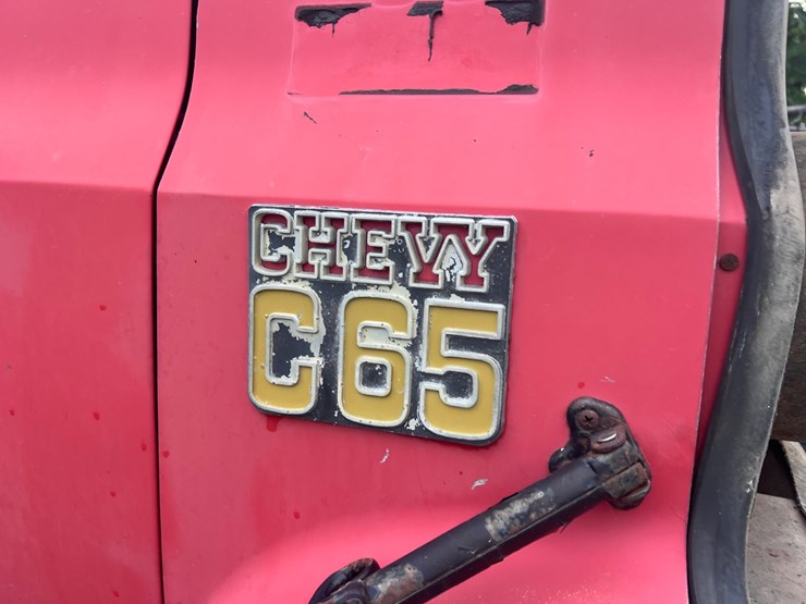 #2055-•-chevrolet-tandem-image-34