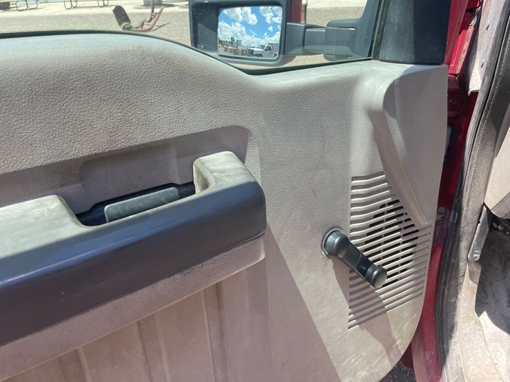 2008-ford-f250-xl-image-30