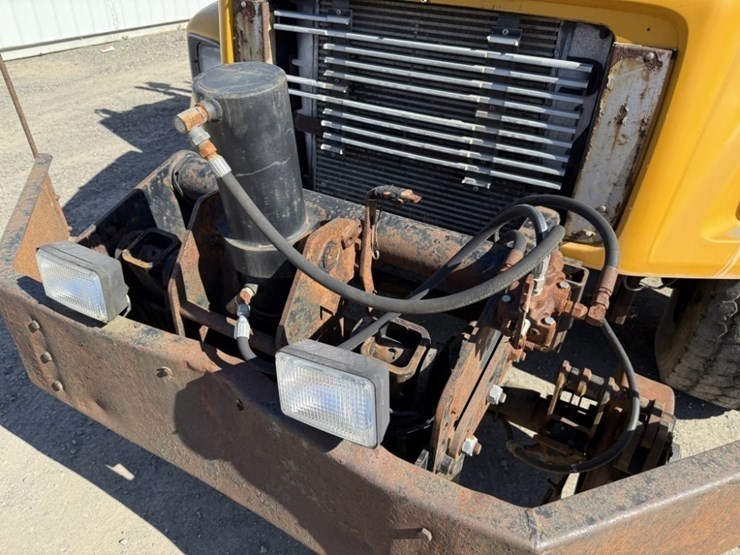 1994-freightliner-fl80-image-14