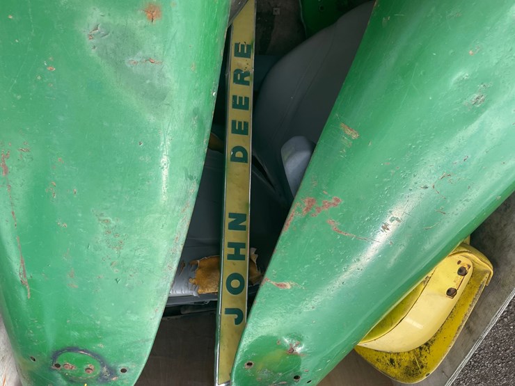 john-deere-3010-image-5