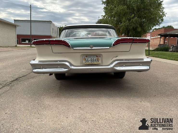 1958-edsel-pacer-4-door-sedan-image-11