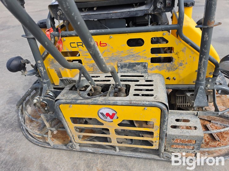 wacker-neuson-crt36-ride-on-trowel-image-15