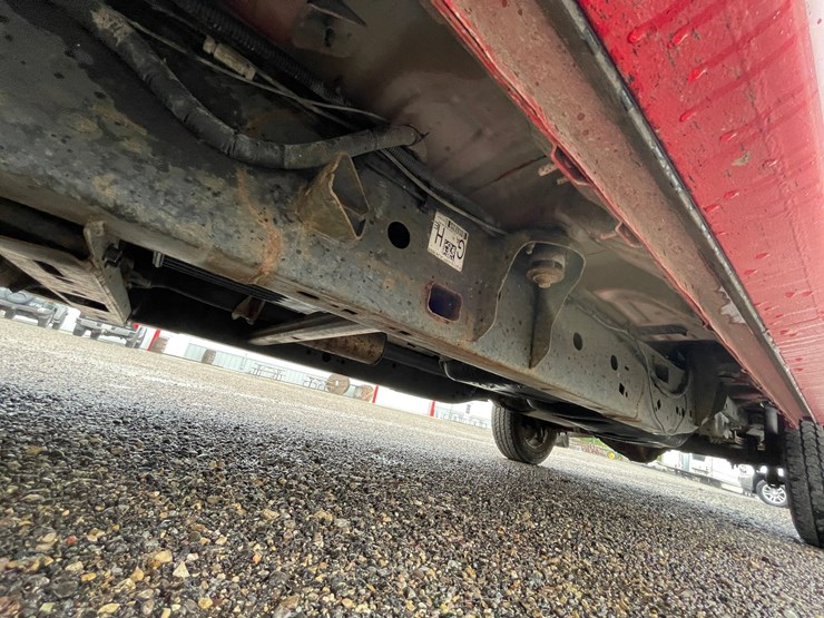 2018-ford-f150-xl-image-12
