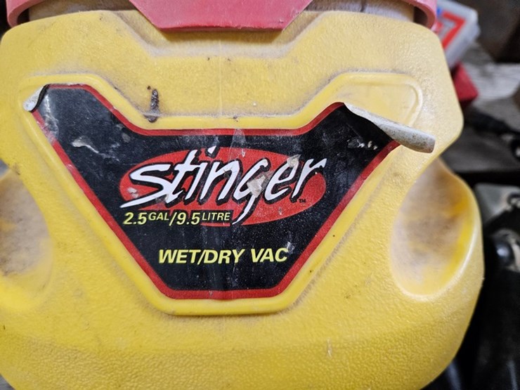 #135-•-shop-vac-and-power-tools-image-4