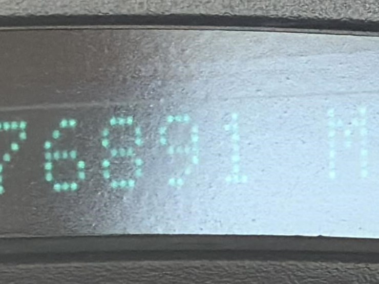 2006-chevrolet-2500-image-13