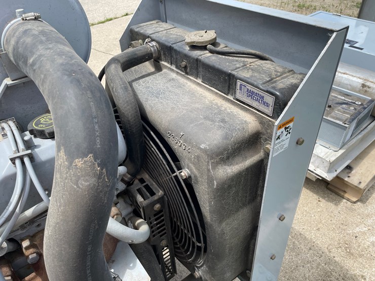 #2896-•-30kw-spectrum-detroit-diesel-generator-image-12