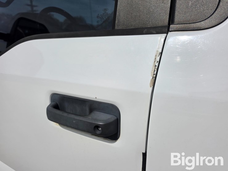 2017-ford-f250-xl-image-11