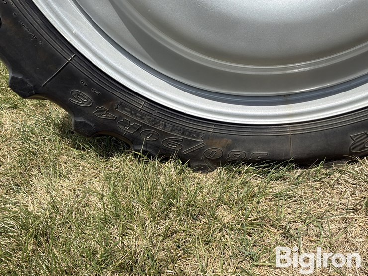 miller-sprayer-wheels-&-380/90r46-tires-image-10