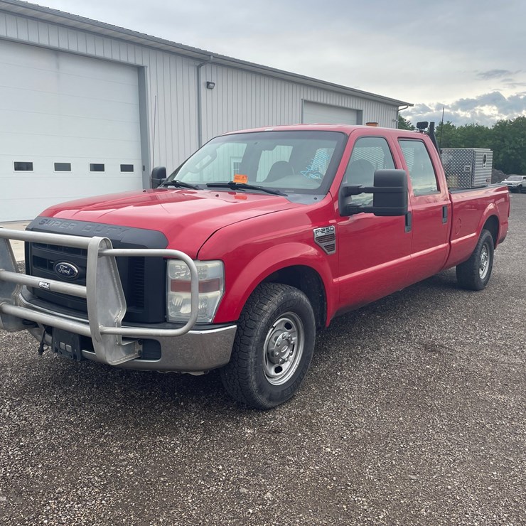 2010 FORD F250 XL