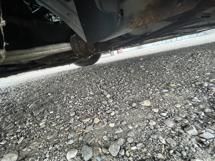 #2797-•-2012-ford-focus-se-sedan-image-22