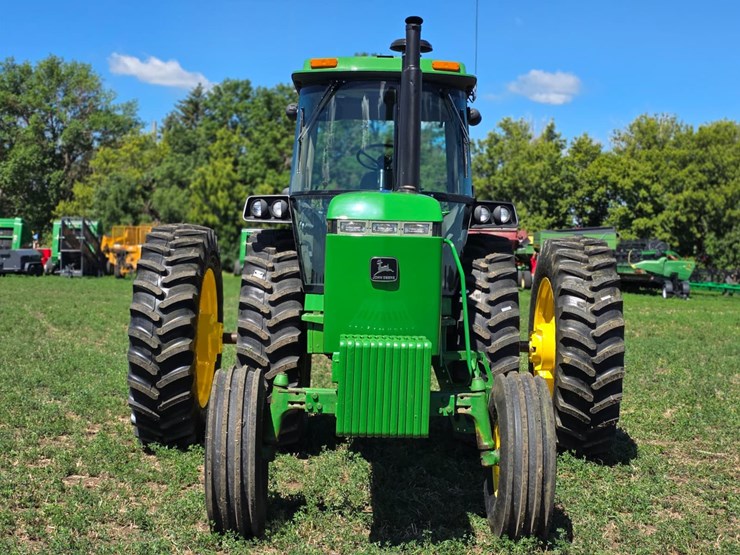 john-deere-4455-image-20