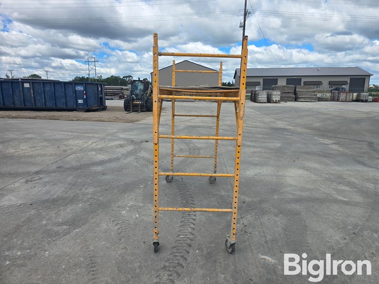 rolling-scaffold-image-8