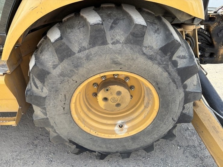 2012-caterpillar-430e-image-18