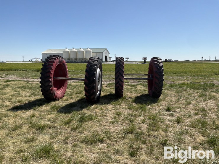 miller-sprayer-wheels-&-380/90r46-tires-image-2
