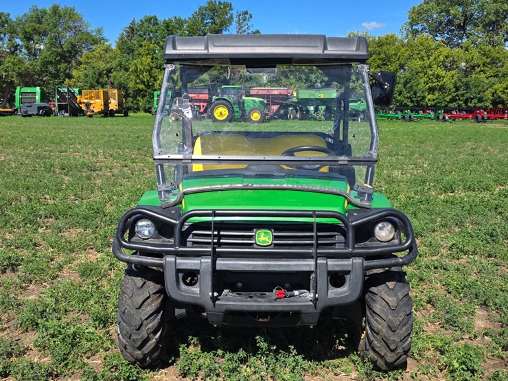 john-deere-gator-image-18