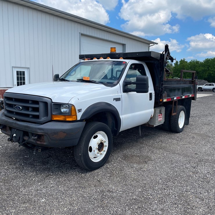 1999 FORD F550