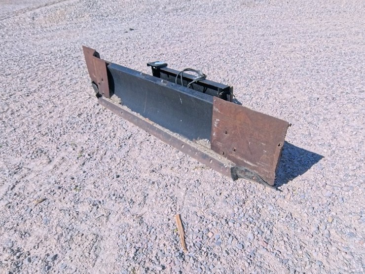 #2038-•-cat-177-1990-84-inch-skid-steer-mount-front-blade-image-1