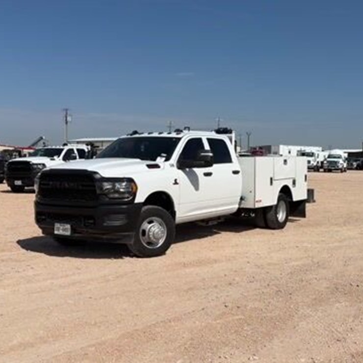 2024 DODGE 3500