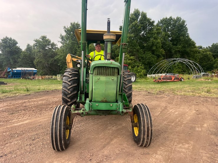john-deere-4020-image-54