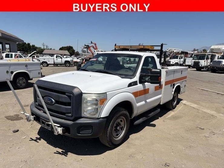 2014-ford-f250-image-1