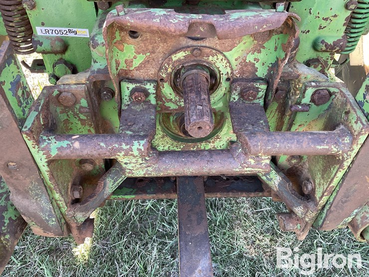 1961-john-deere-2010-image-19