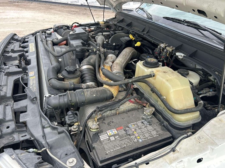2014-ford-f550-image-6