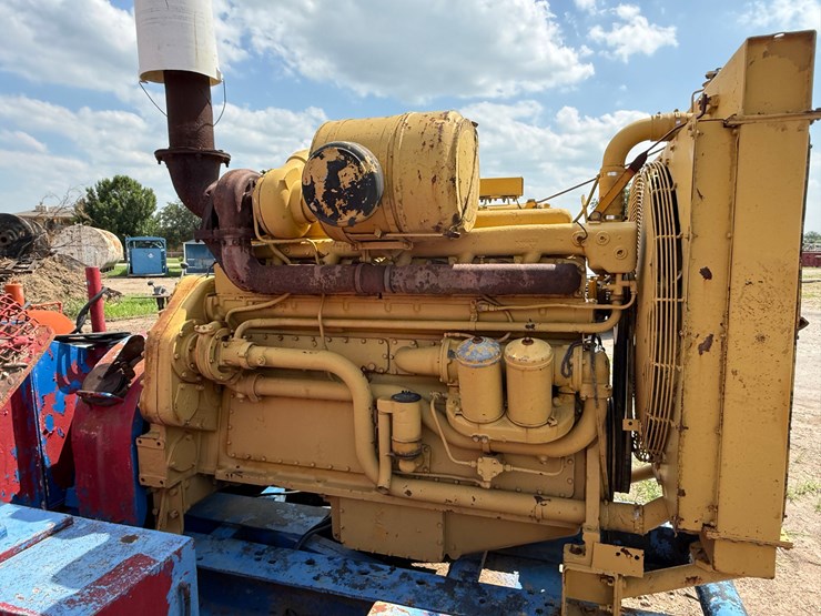 caterpillar-d353-image-12