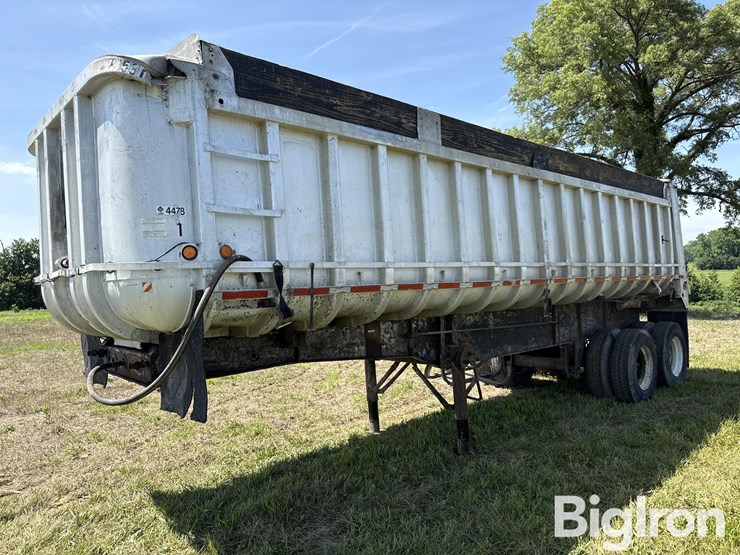 1971-fruehauf-end-dump-trailer-image-1
